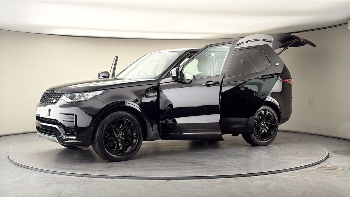 More views of Land Rover Discovery