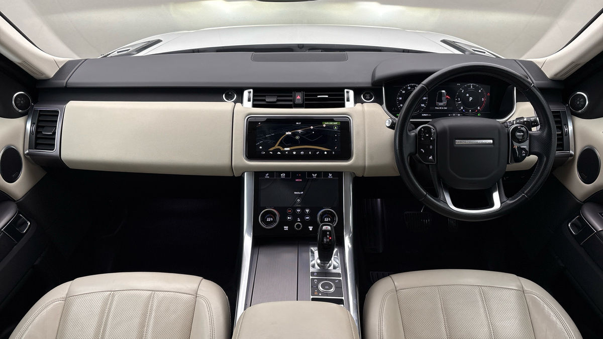 Land Rover Range Rover Sport Image 12