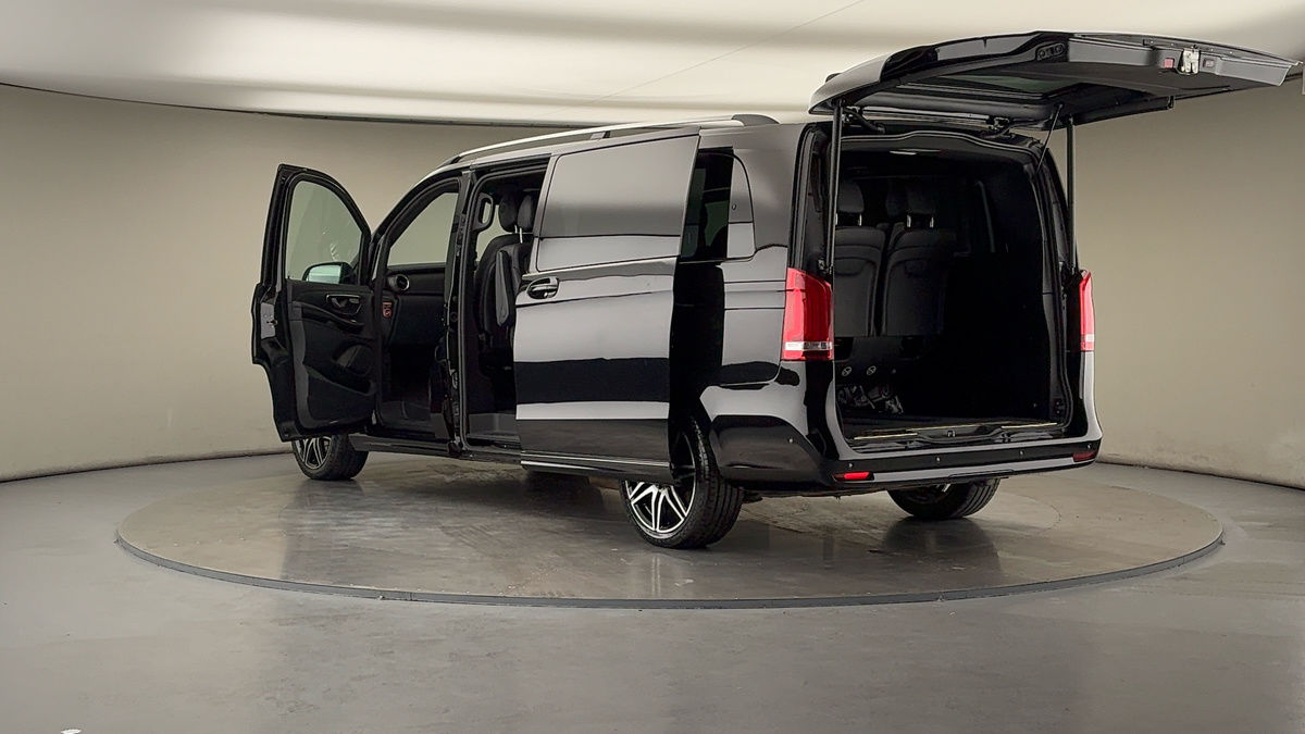 More views of Mercedes-Benz V Class