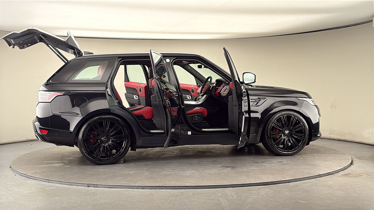 More views of Land Rover Range Rover Sport