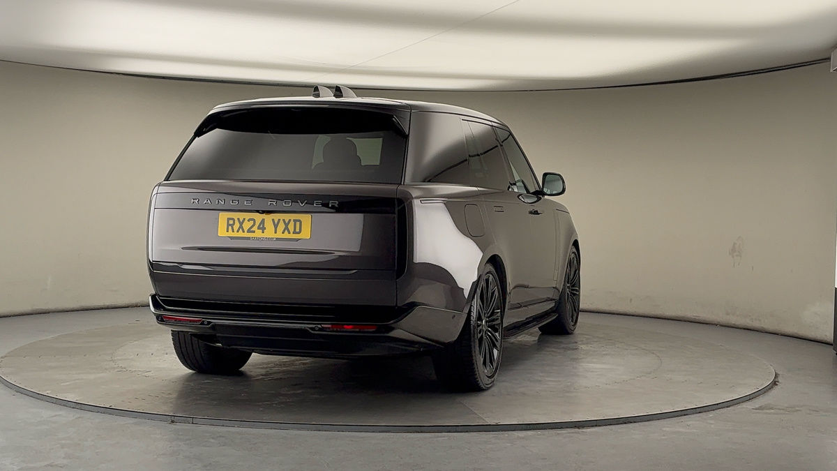 More views of Land Rover Range Rover