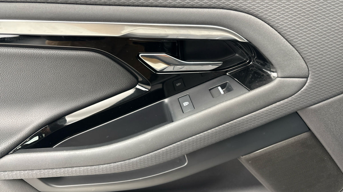 Land Rover Range Rover Evoque Image 19