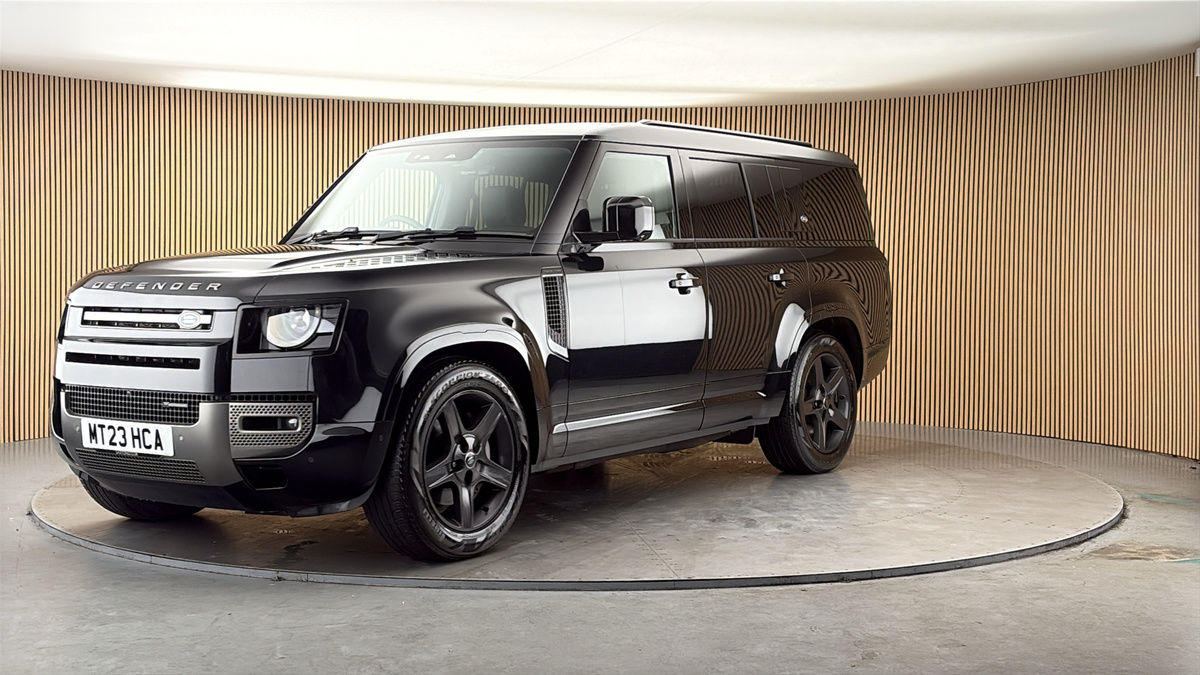 More views of Land Rover Defender 130