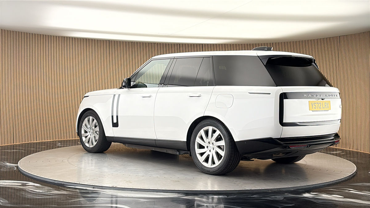 More views of Land Rover Range Rover