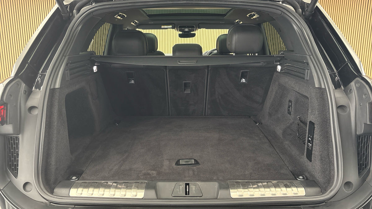 Land Rover Range Rover Sport Image 11