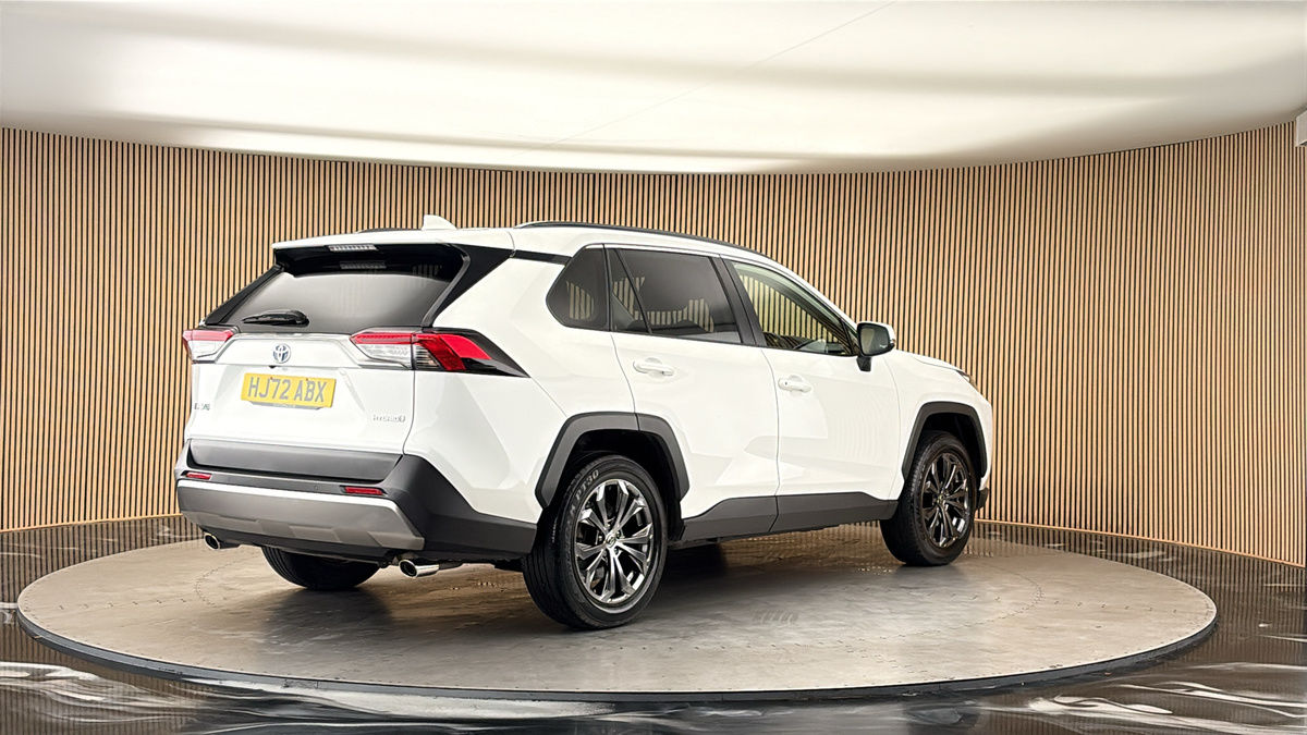 Toyota RAV4 Image 21