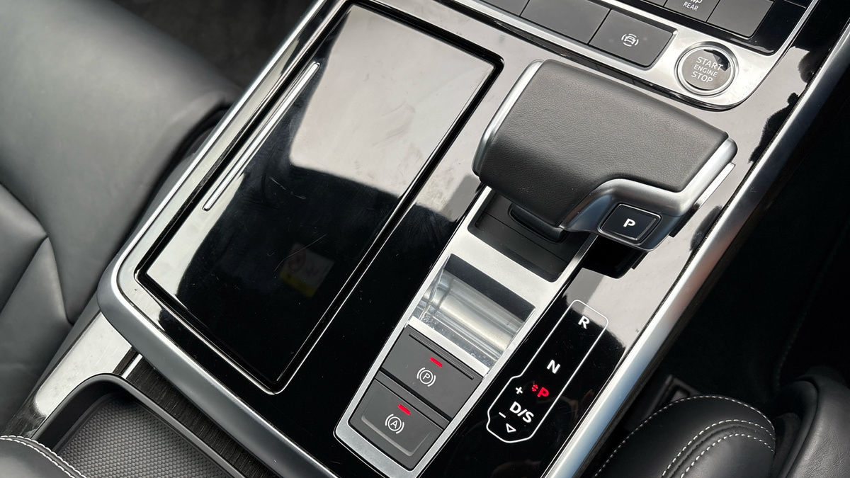 Audi Q7 Image 6