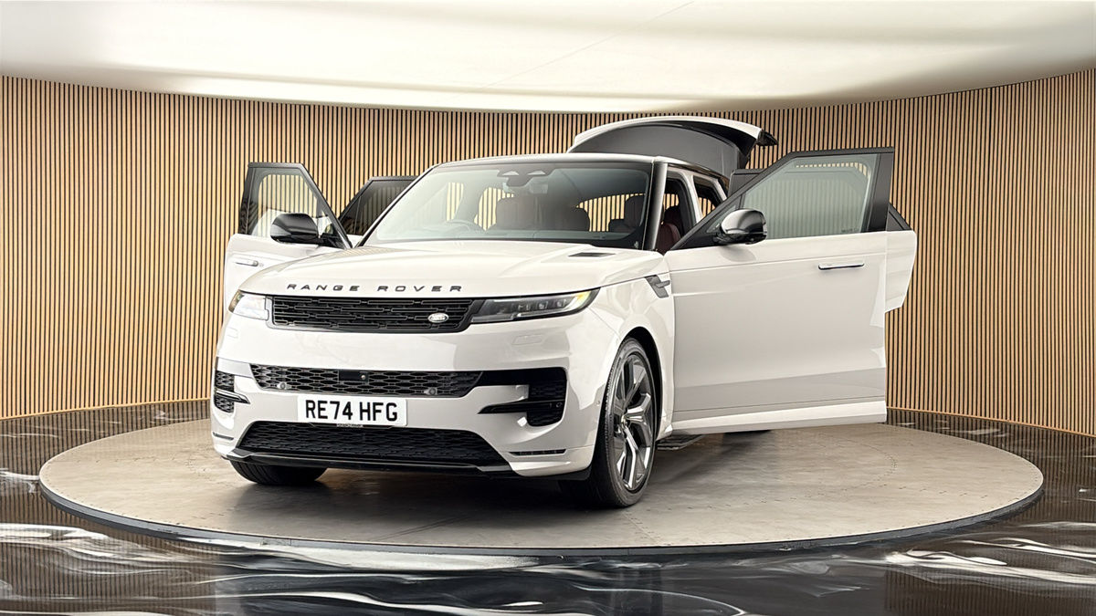 More views of Land Rover Range Rover Sport