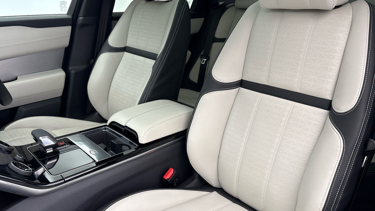 Land Rover Range Rover Velar Image 7
