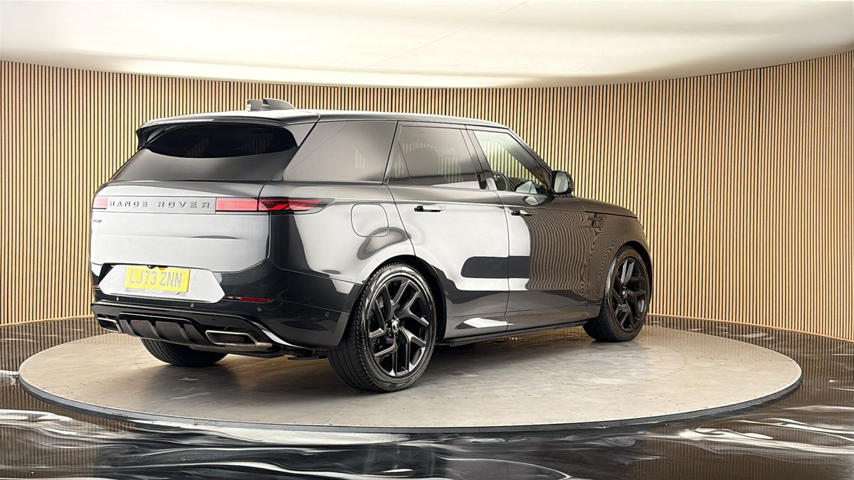 More views of Land Rover Range Rover Sport