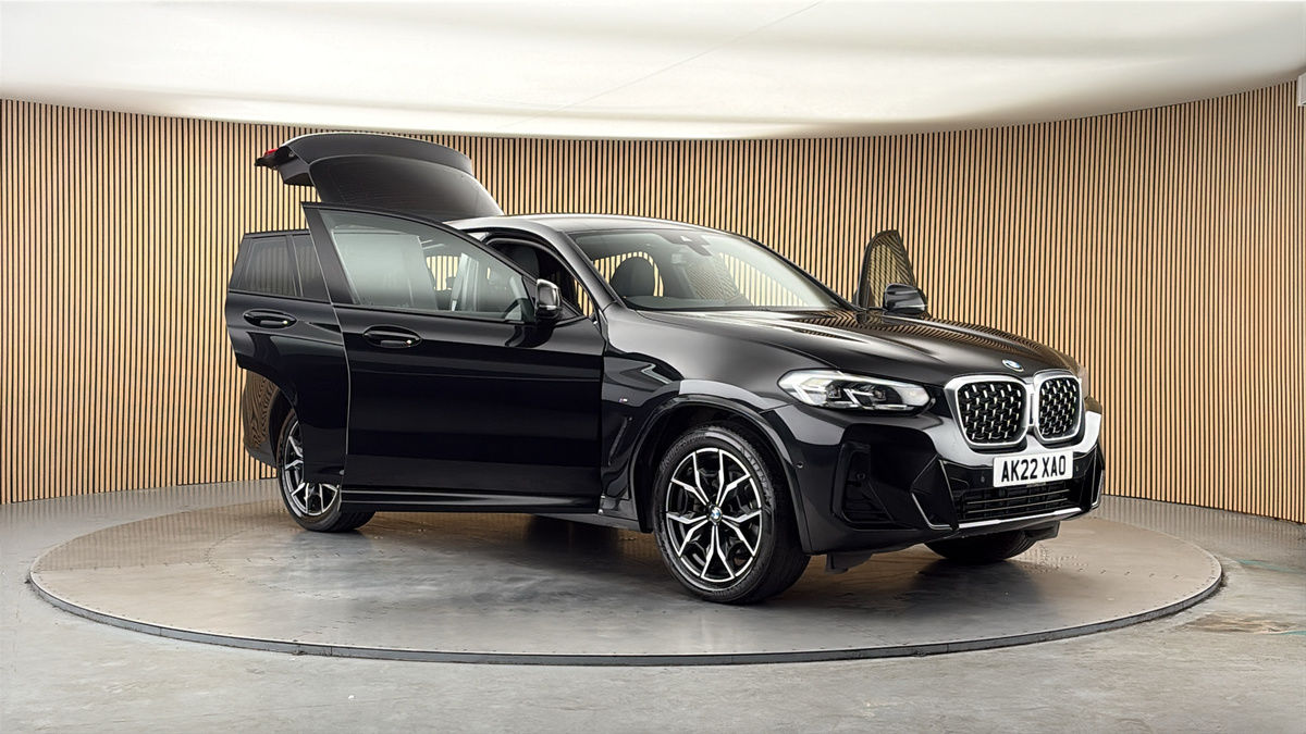 More views of BMW X4