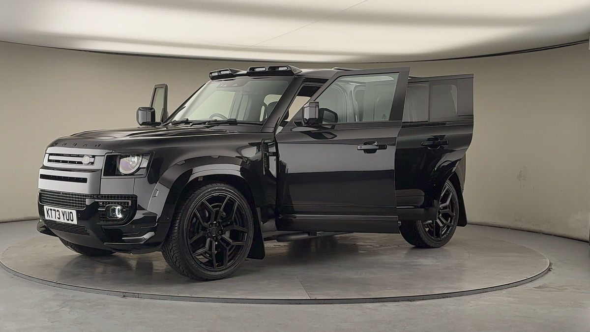 Land Rover Defender 110 Urban Image 22