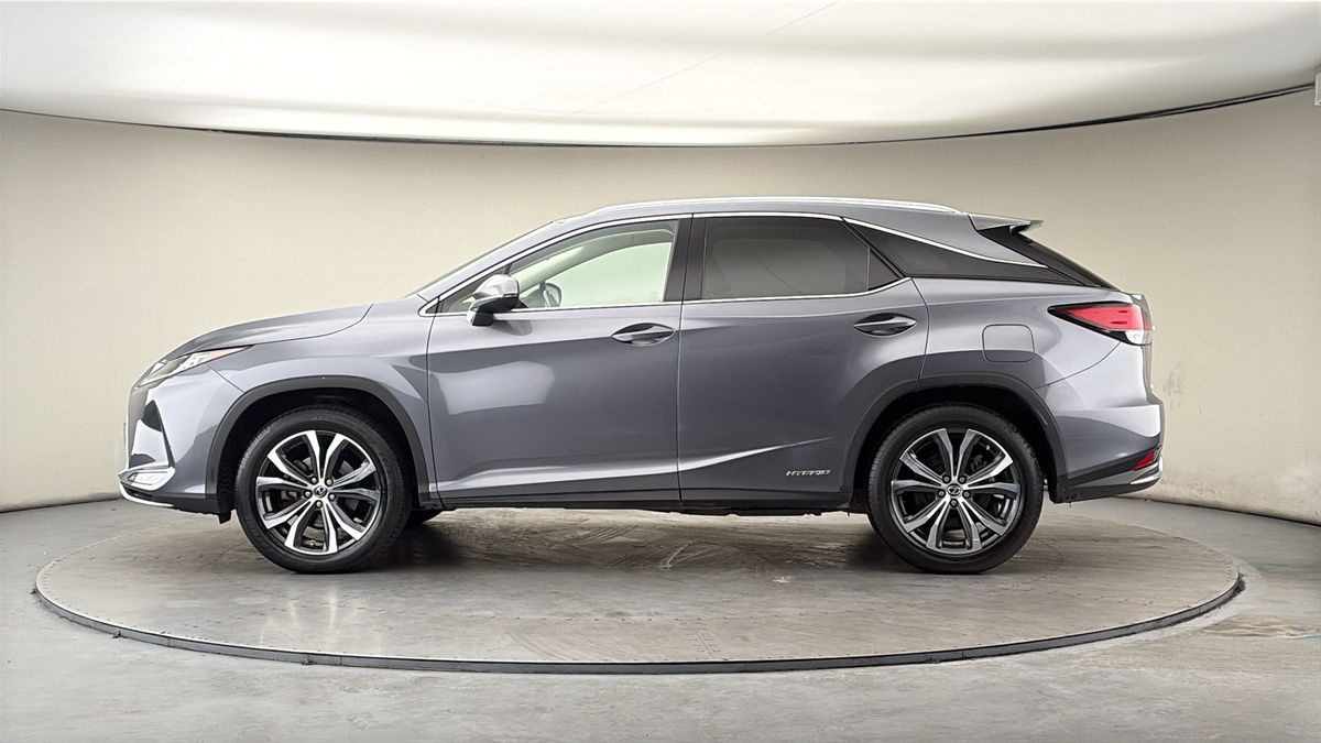 Lexus RX Image 15