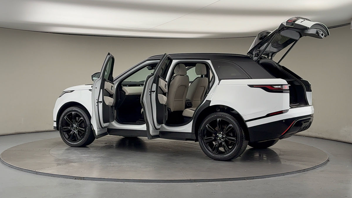 More views of Land Rover Range Rover Velar