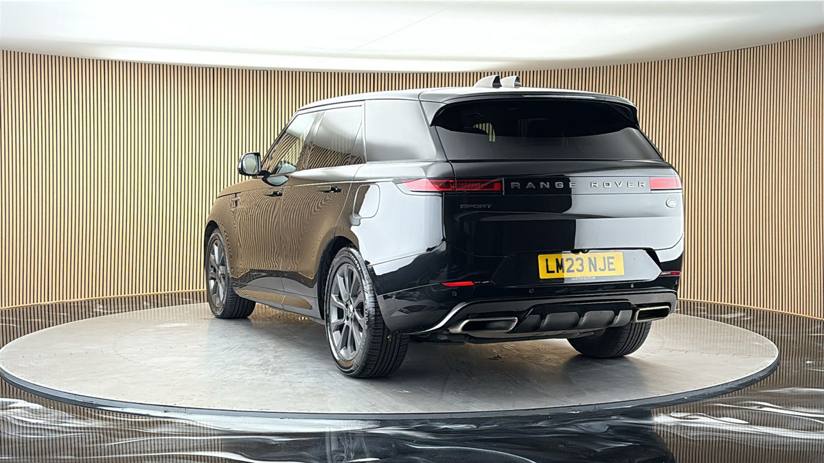 More views of Land Rover Range Rover Sport