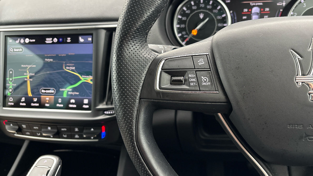 Maserati Levante Image 13