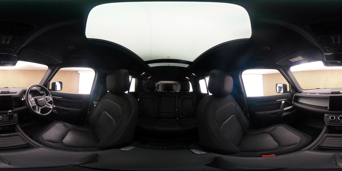 More views of Land Rover Defender 110