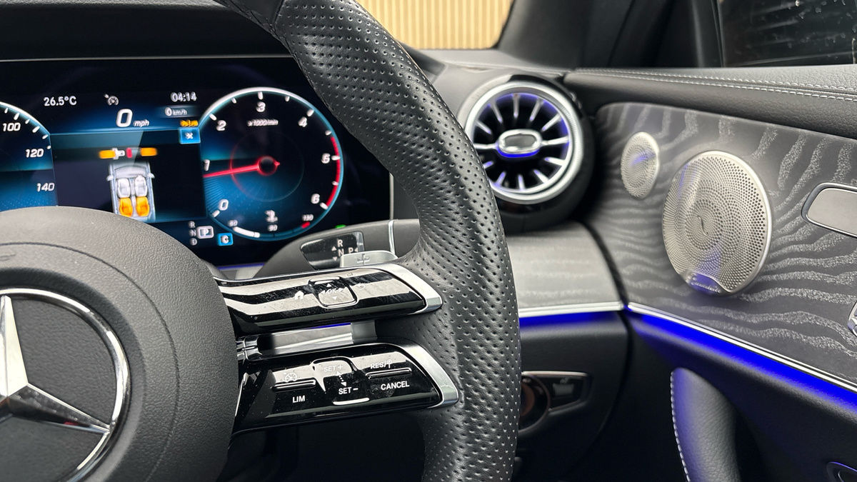 Mercedes-Benz E Class Image 14