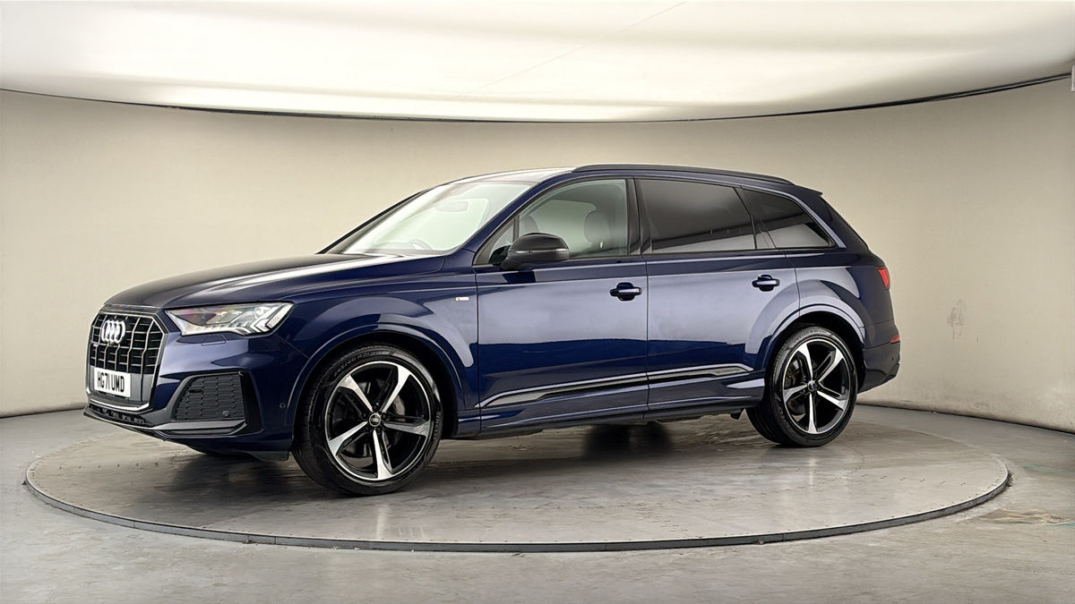 More views of Audi Q7