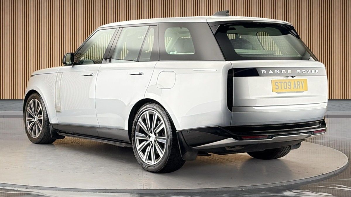 Land Rover Range Rover Image 2