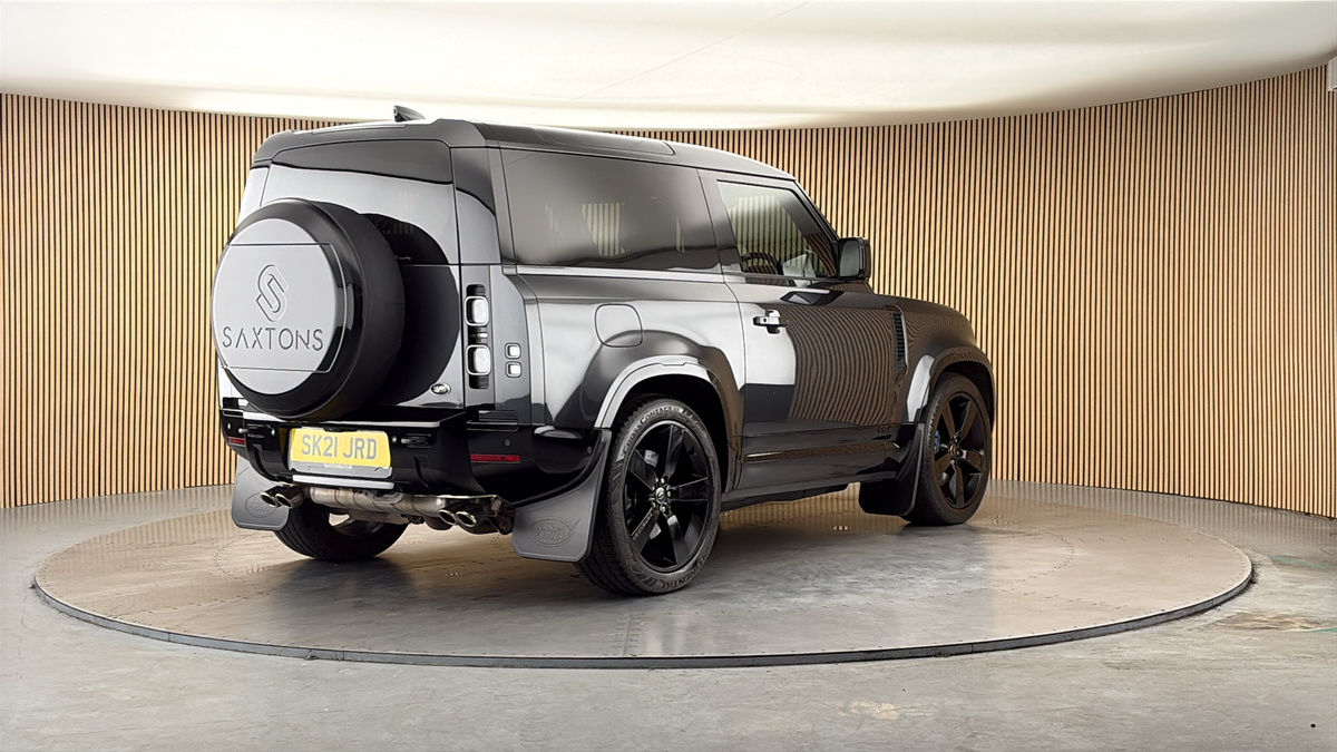 More views of Land Rover Defender 90