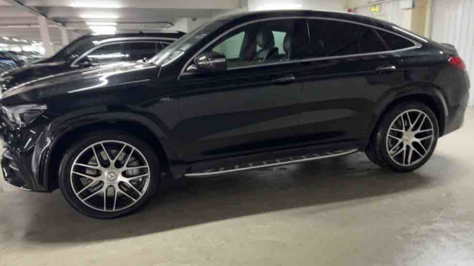 More views of Mercedes-Benz GLE