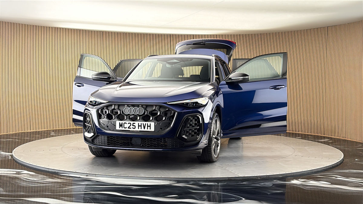 More views of Audi Q5