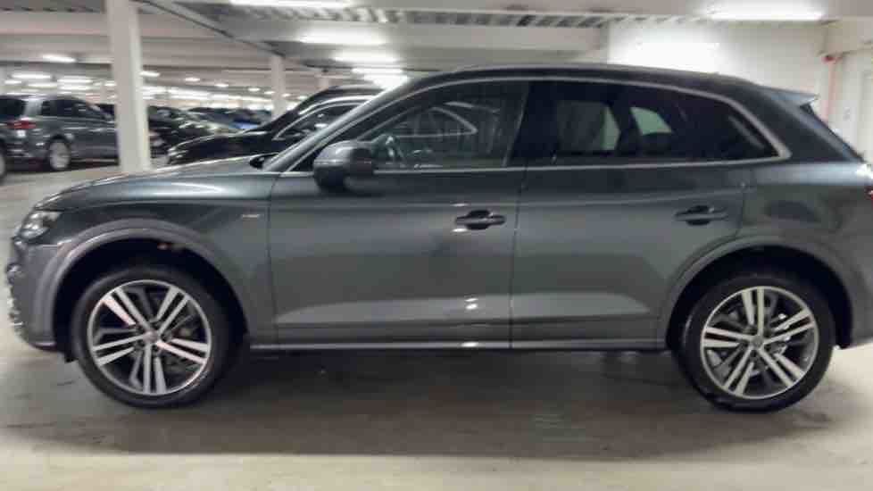 More views of Audi Q5