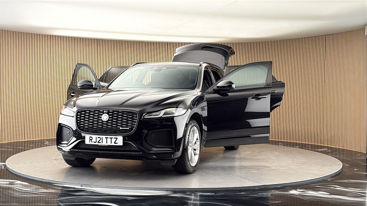 More views of Jaguar F-PACE