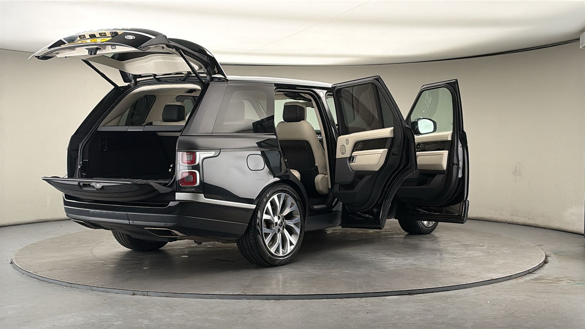 More views of Land Rover Range Rover