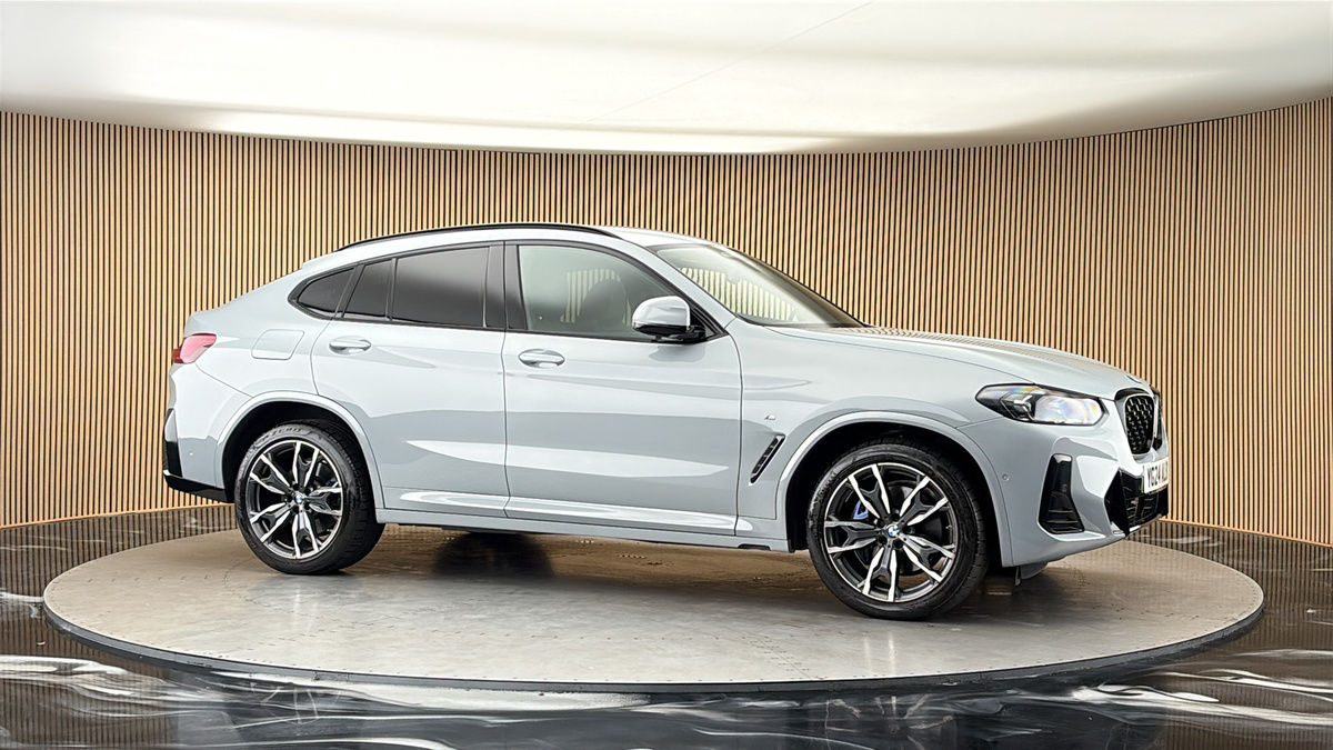 More views of BMW X4