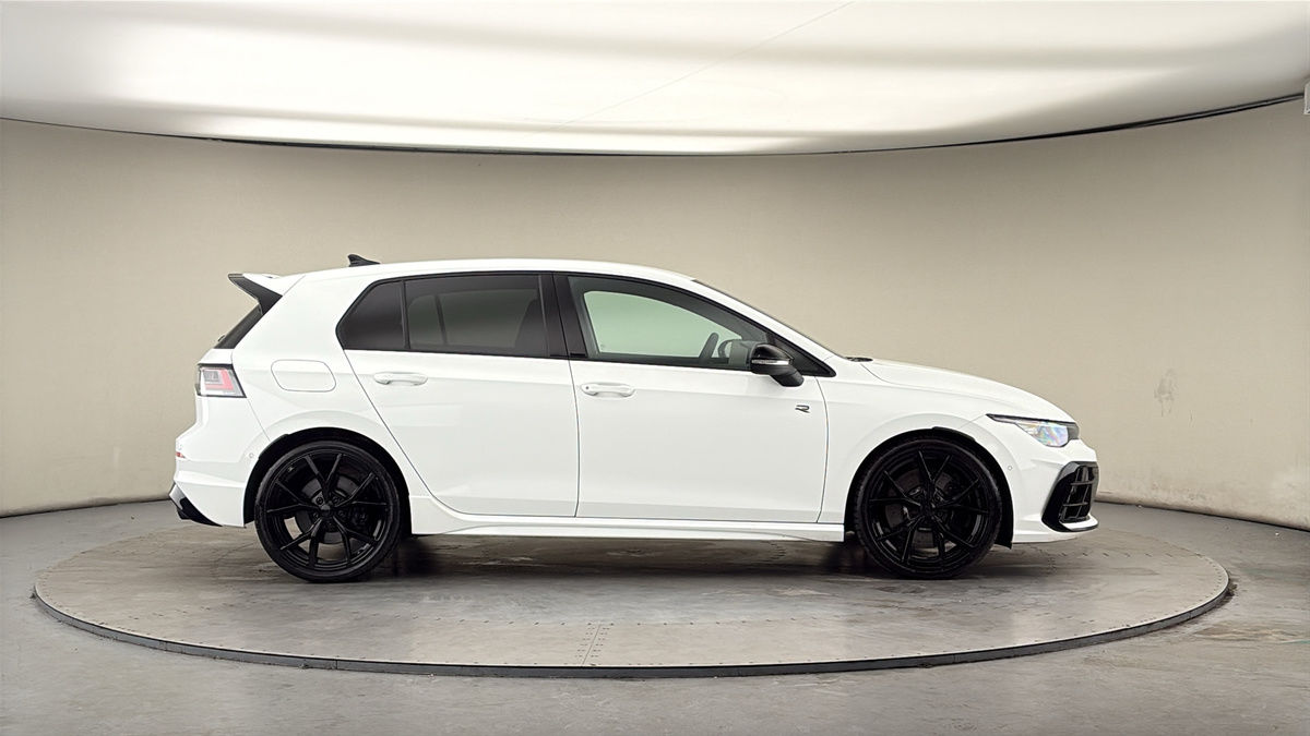 Volkswagen Golf Image 16
