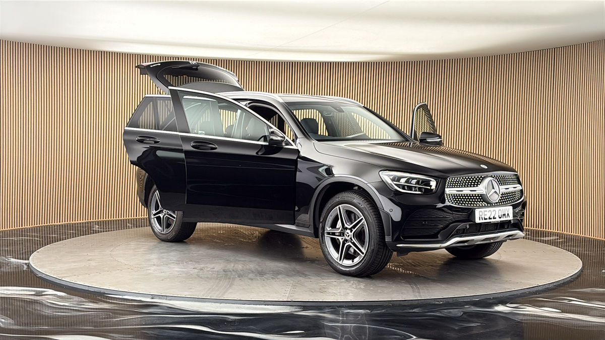 More views of Mercedes-Benz GLC