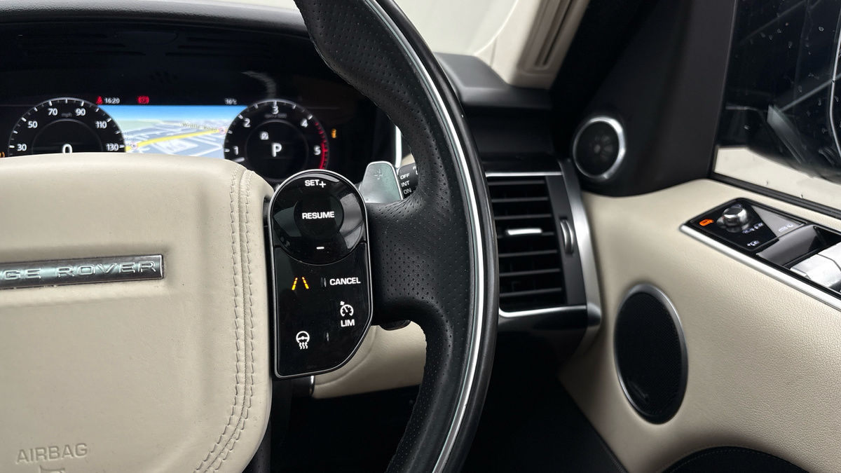 Land Rover Range Rover Sport Image 14