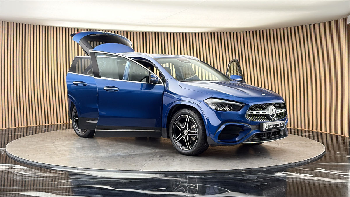 More views of Mercedes-Benz GLA