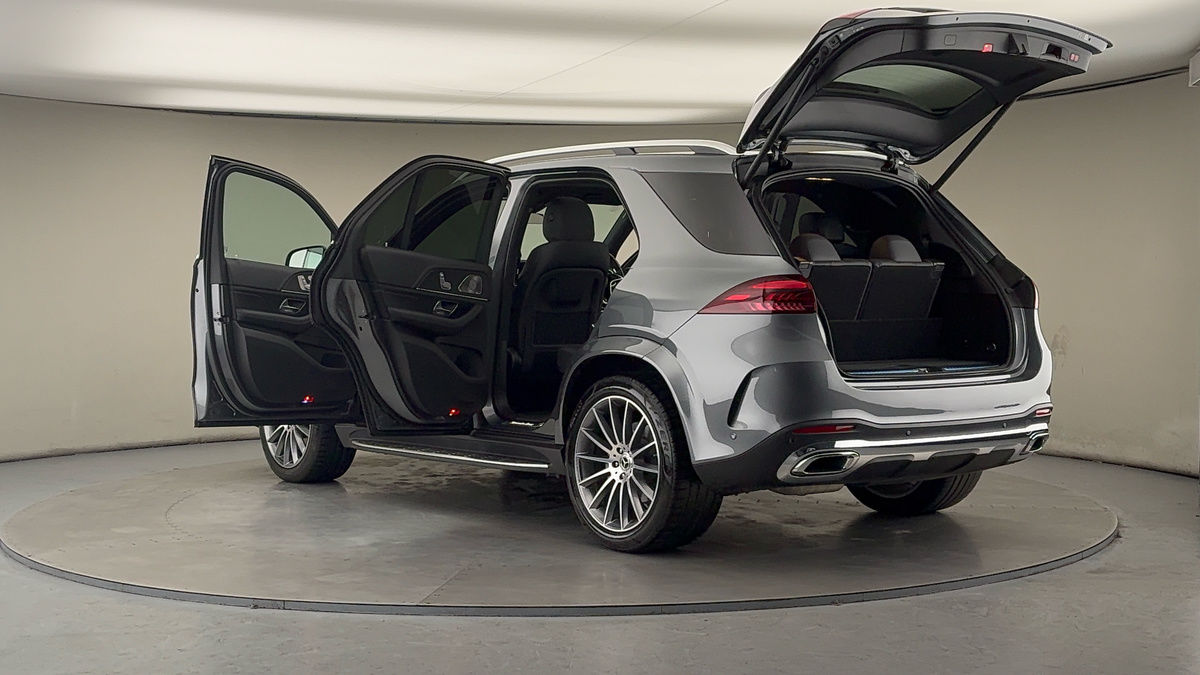 More views of Mercedes-Benz GLE