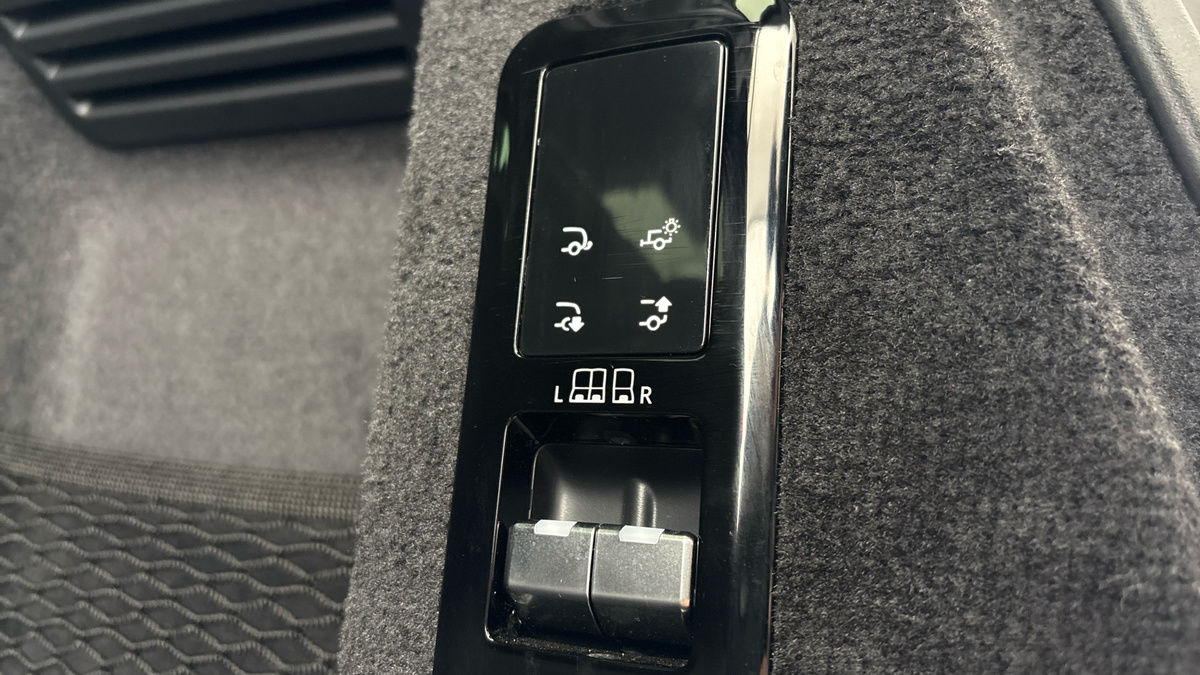 Land Rover Range Rover Sport Image 47