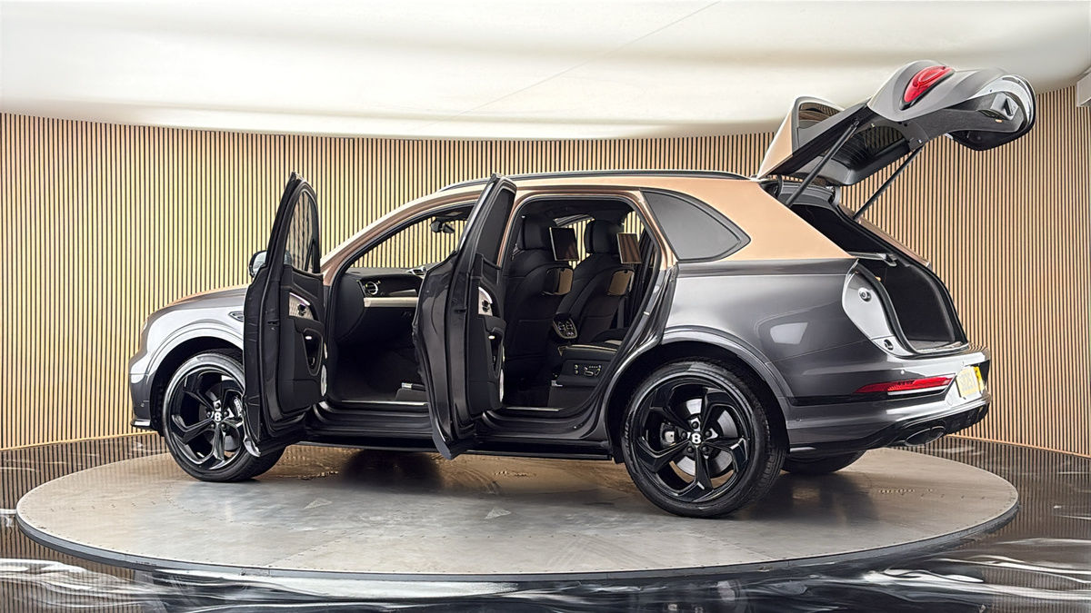 More views of Bentley Bentayga