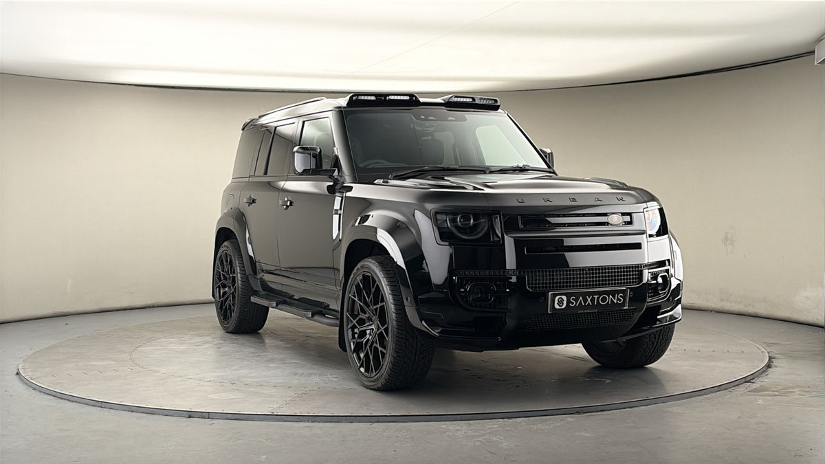 More views of Land Rover Defender 110