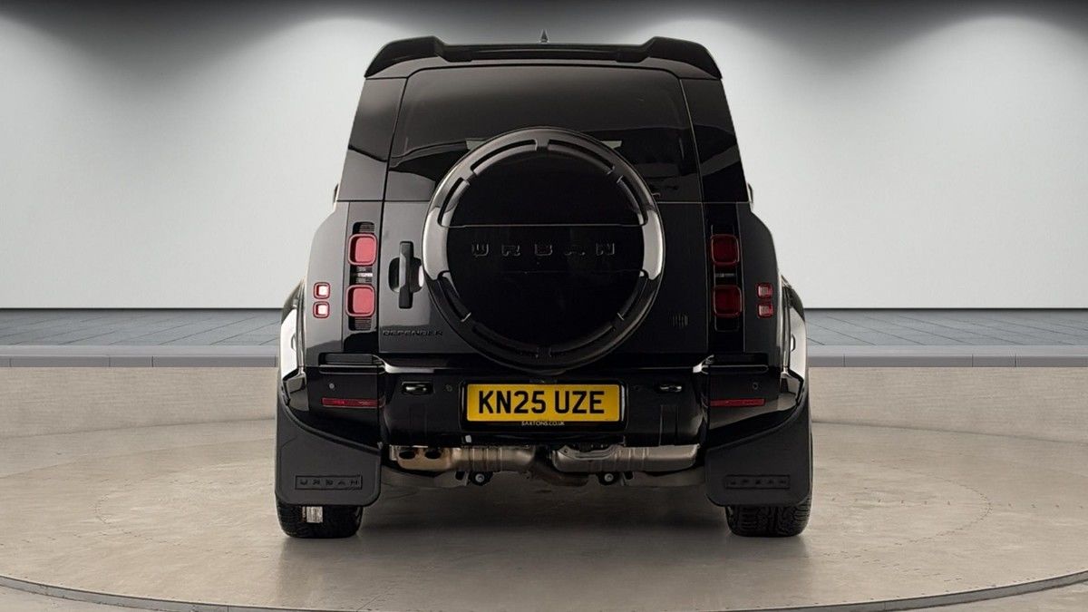 Land Rover Defender 110 Urban Image 4