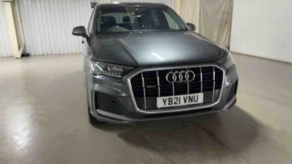 More views of Audi Q7