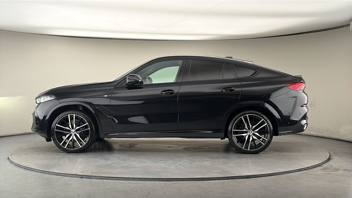 BMW X6 Image 15
