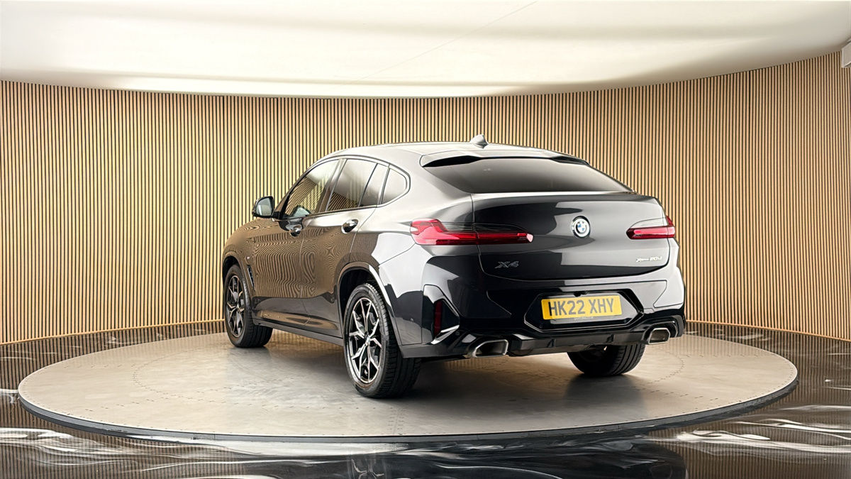 More views of BMW X4