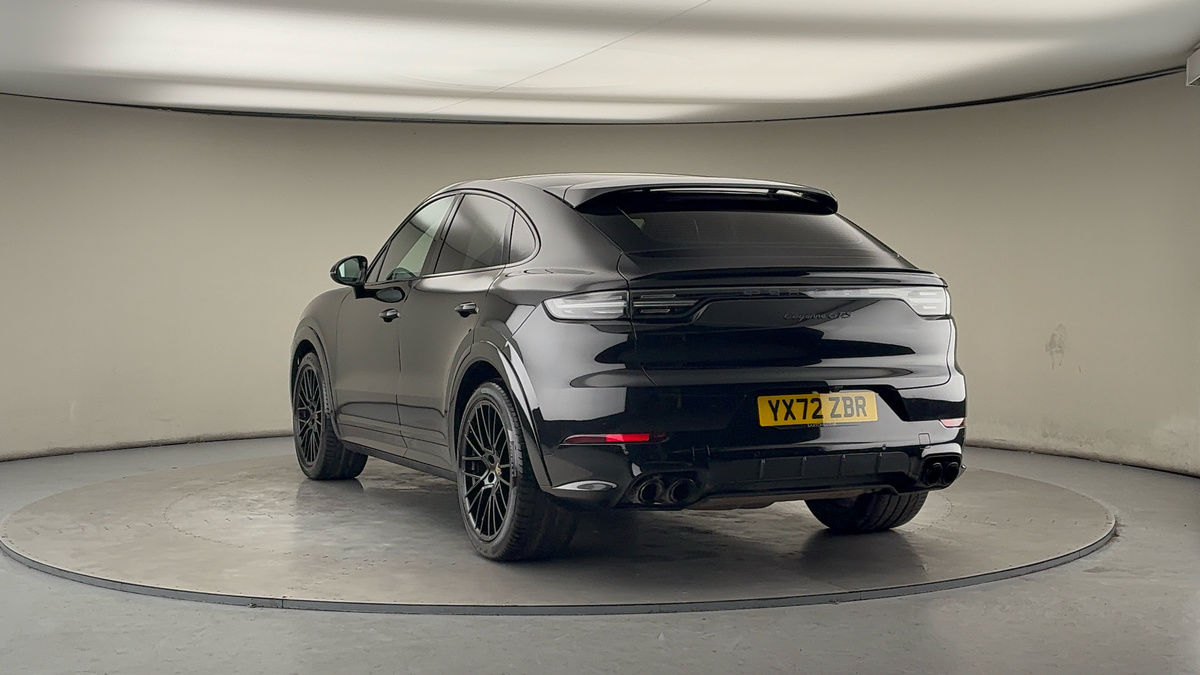 More views of Porsche Cayenne