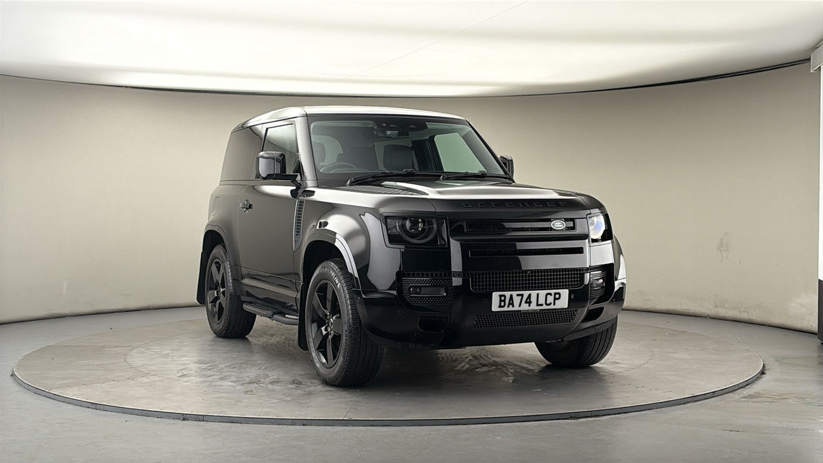 More views of Land Rover Defender 90