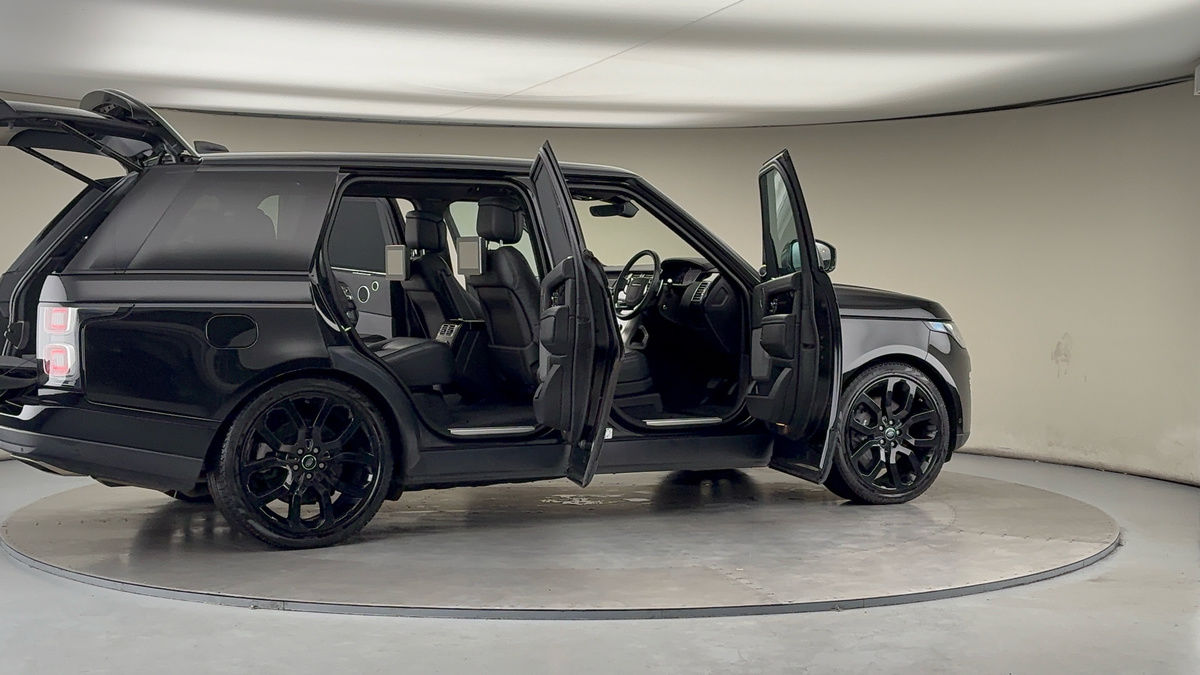 More views of Land Rover Range Rover