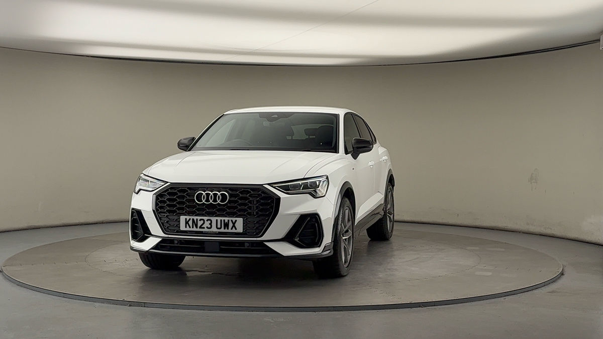 More views of Audi Q3