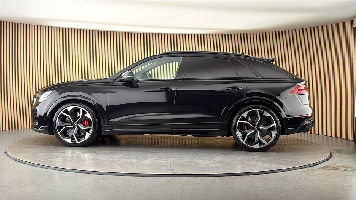 More views of Audi RSQ8