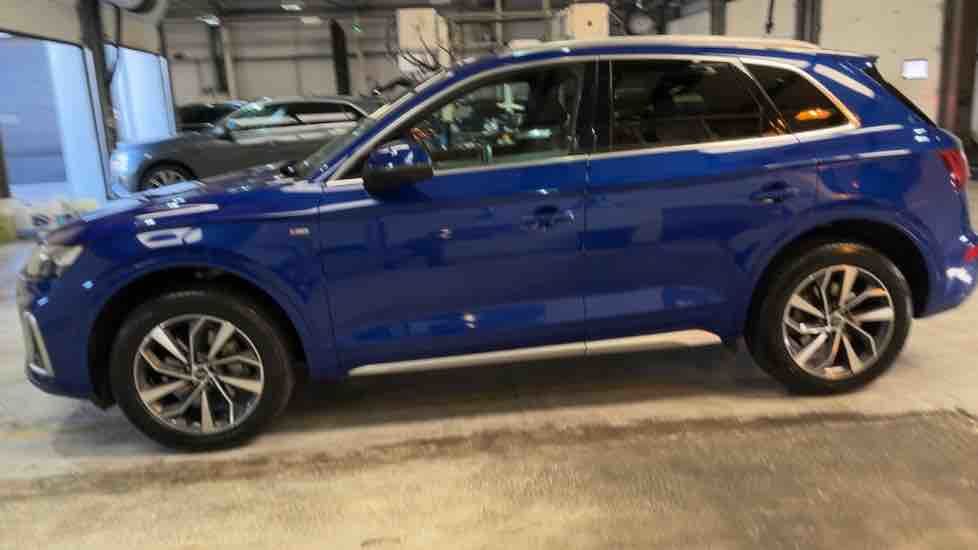 More views of Audi Q5