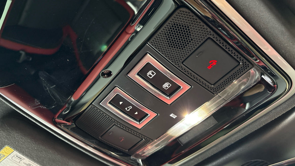 Land Rover Range Rover Sport Image 33